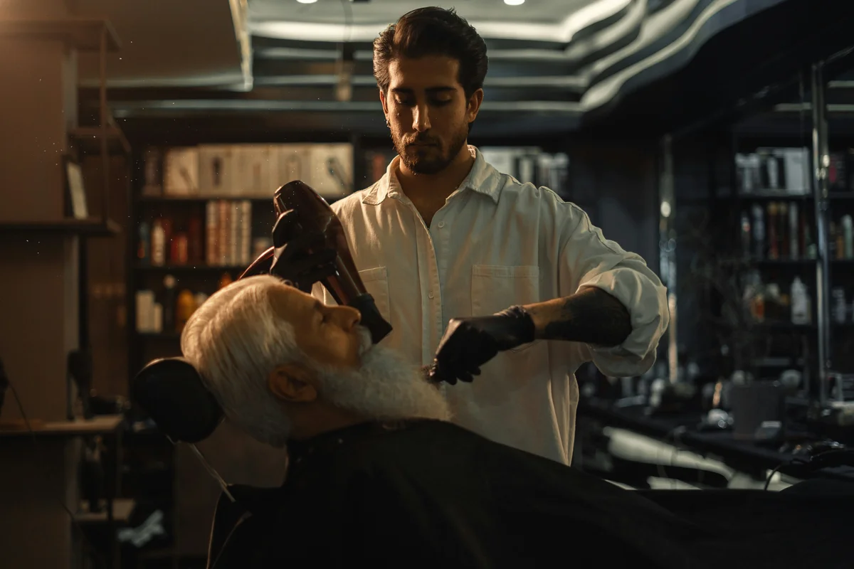 MEISTERHAFTE HANDWERKSKUNST.