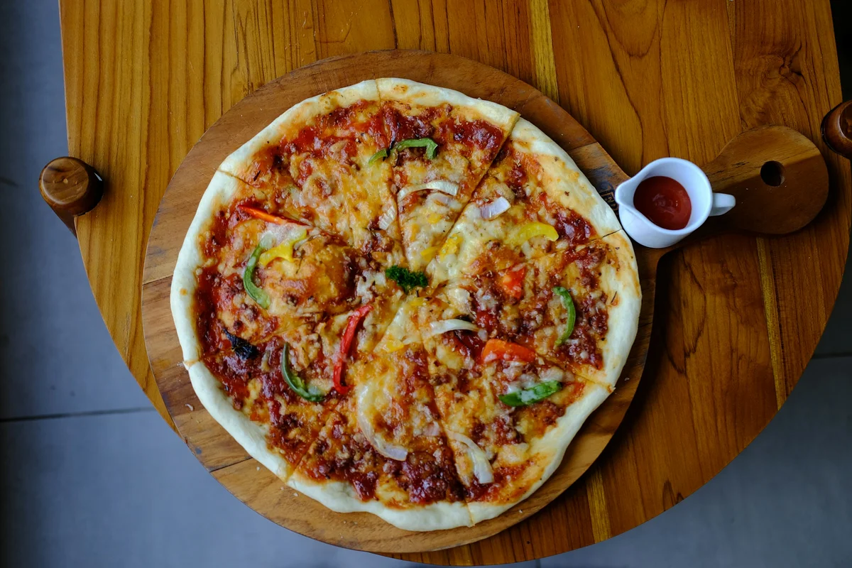 SCHNITZEL MIT RACLETTE